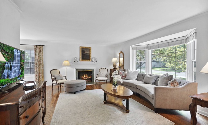 Grosse Pointe House | Fully furnished Grosse Pointe City rental