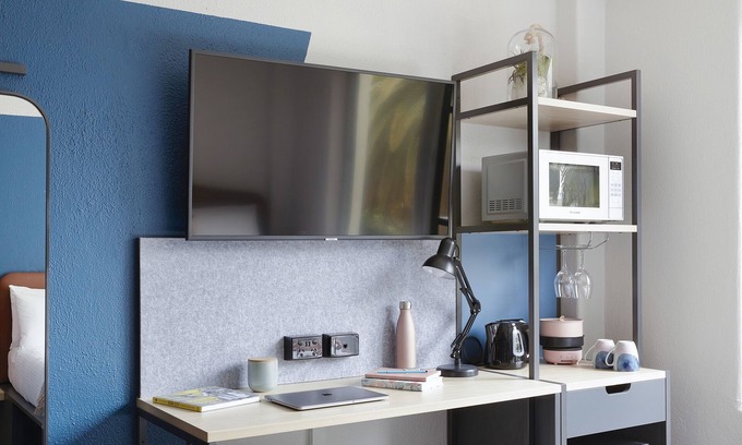 Preston House | Fully Furnished Studio Rooms with included Leisure Facilities & Utilities