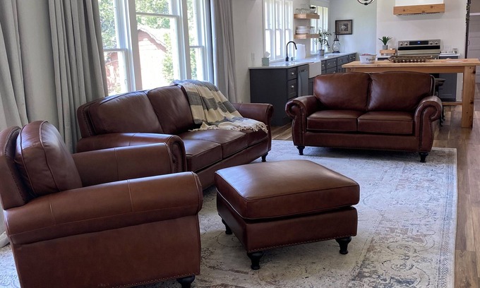 Grangeville House | Fully remodeled 1920’s Family size Whole house, 4 bedroom 2.5 bath, 2000 sq ft