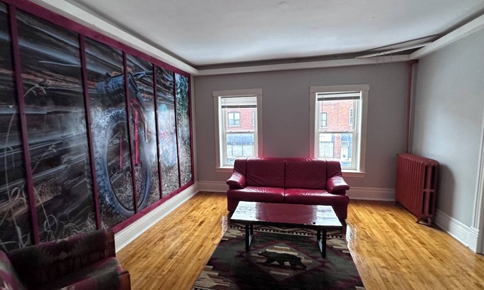 Virginia Apartment | Fun 2-bedroom downtown 2nd floor loft style apartment with WiFi and theater room