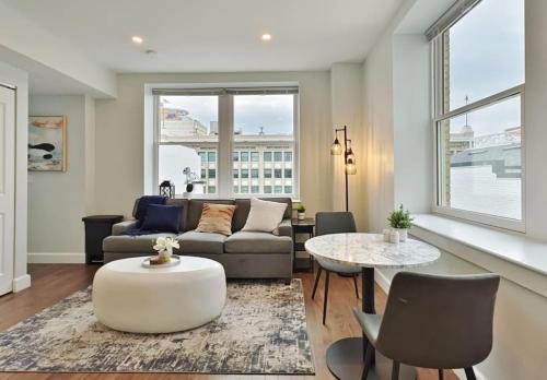 Downtown Jacksonville Apartment | Fun Cozy Apts - 1 25 Mile Walk to TIAA Bnk Fld