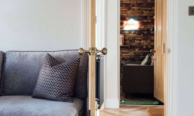 Colchester House | Fun, Luxury home in the heart of Colchester