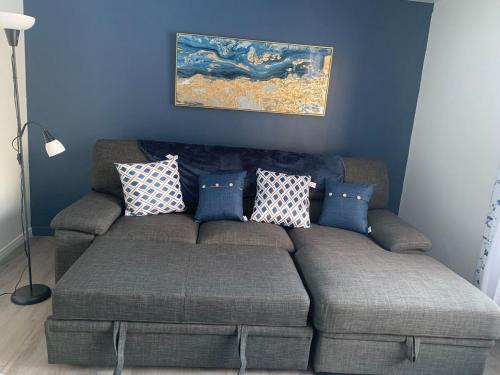 Coldbrook Apartment | furnished 2 bedrooms house near Hospital