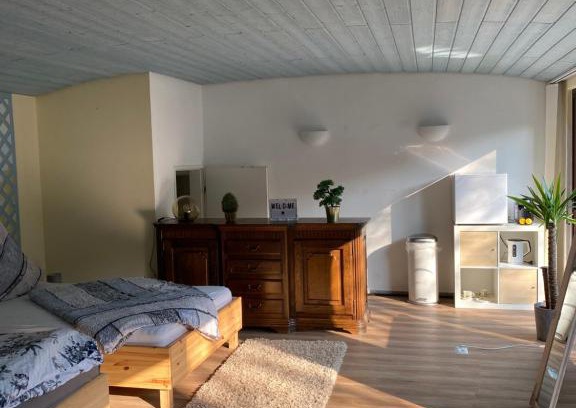 Leimbach Apartment | Gästezimmer am Waldrand