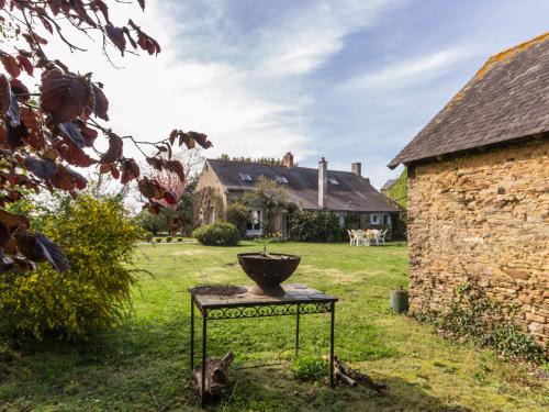 Joue-sur-Erdre House | Gîte éco-responsable rénové, près de la forêt et des lacs, avec jardin et terrasse, à Joué-sur-Erdre - FR-1-306-1166