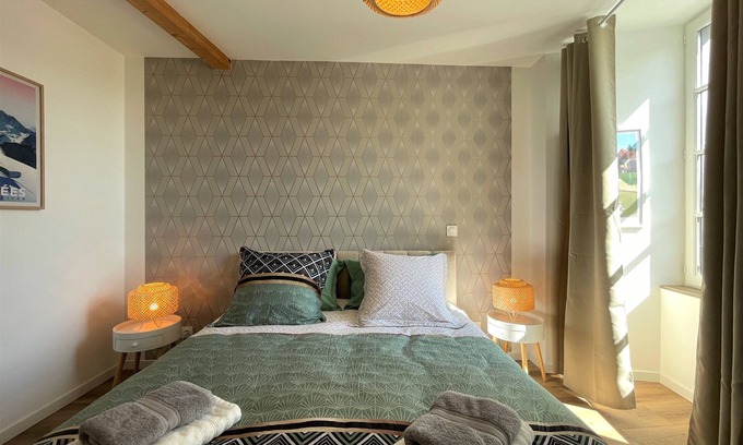 Oloron-Sainte-Marie Apartment | Gîte Ô Pyrénées Spacieux et Confortable Quartier Historique