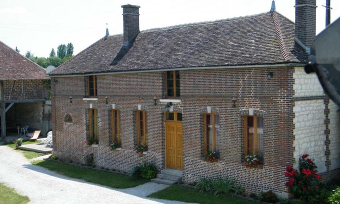 Bucey-en-Othe House | Gîte Bucey-en-Othe, 3 pièces, 4 personnes - FR-1-543-8