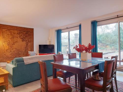 Saint-Sauveur-Marville House | Gîte charmant avec jardin clos et parking à Saint-Sauveur-Marville - FR-1-581-146