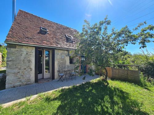 Lignac House | Gîte charmant en Berry avec terrasse, jardin, parking et chauffage inclus - FR-1-591-364