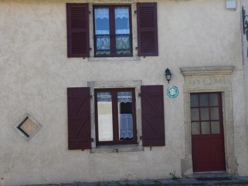 Halles-sous-les-Cotes House | Gîte confortable à Halles-sous-les-Côtes avec cheminée et terrasse - FR-1-585-5