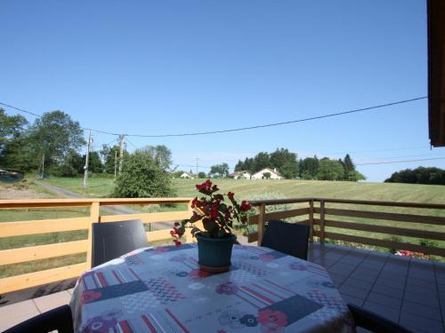 Le Val-d'Ajol Apartment | Gîte confortable en montagne avec terrasse, idéal pour rando et cure, proche de Plombières-les-Bains - FR-1-589-172