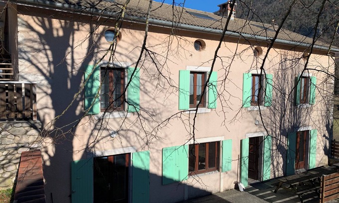 Saint-Agnan-en-Vercors House | Gîte de Montagne Dans le Vercors : La Renardière Animaux de Compagnie Acceptés