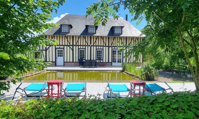 Lieurey House | Gîte de la Colombière : Location Saisonnière Pour 6 Personnes au Calme à Lieurey