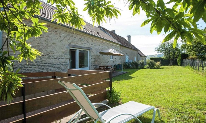 Cersot House | Gîte de la Maleine - CERSOT