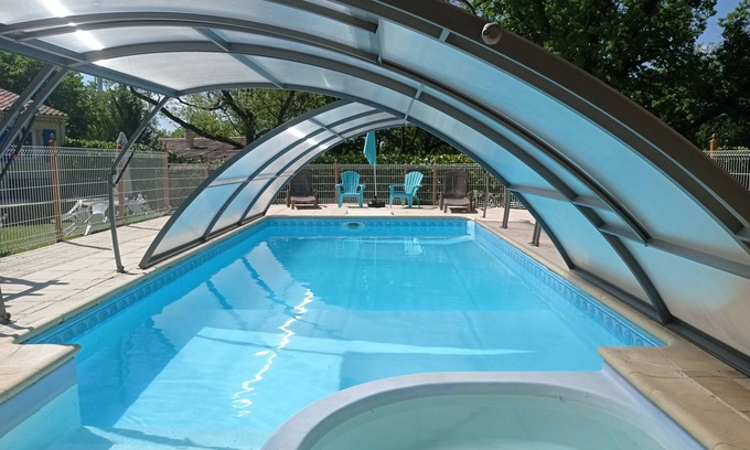 Limogne-en-Quercy House | Gîte de Lescurou Emeraude Cottage 4 Guests–Pool, Garden & Peaceful Family Escape