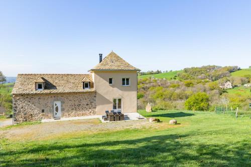 Lunac House | Gîte de Lucie - Climatisé avec jardin de 800 m²