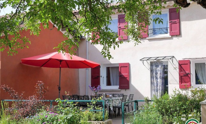 Lagrand House | Gîte Del Païs village house between mountain and Provence NEW