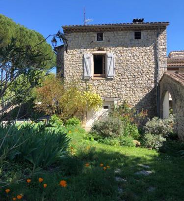 Saint-Maurice-d'Ibie House | Gîte des pins