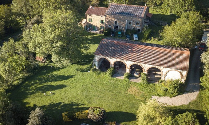 Les Brunels House | Gîte Familial en Pleine Nature