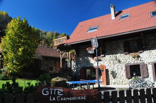 Saint-Mury-Monteymond House | Gîte la Chamoussière