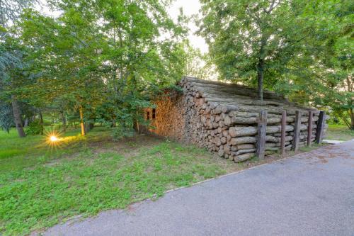 Pont-a-Mousson House | Gîte Pont-à-Mousson, La Pépinière, Chalet Canada