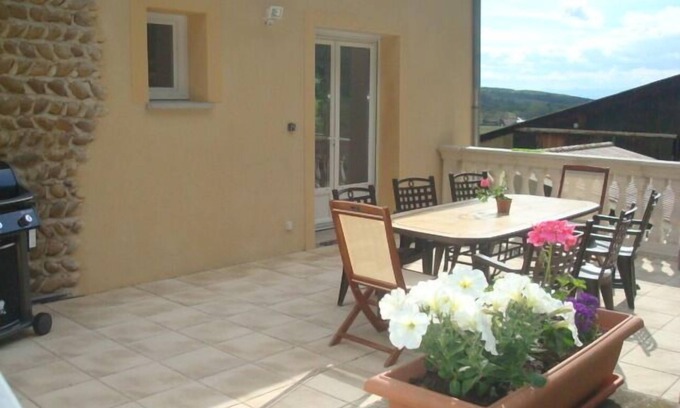 Le Grand Serre House | GîTE SPACIOUS, COMFORTABLE, QUIET IN THE HEART OF THE HILLS