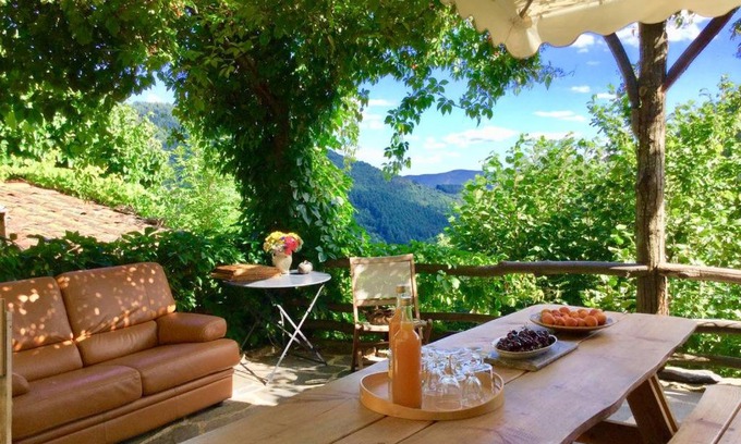 Saint-Jean-Roure House | Gîte Terrasses des Boutisses