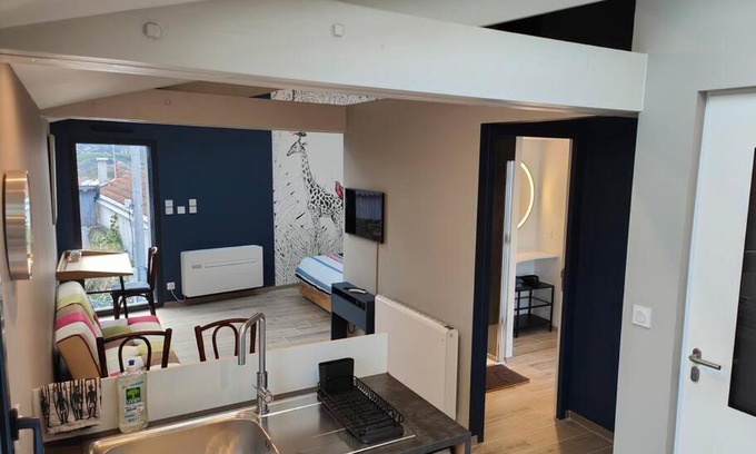 Caserne Mellinet Apartment | Gîte urbain Happy Nantes