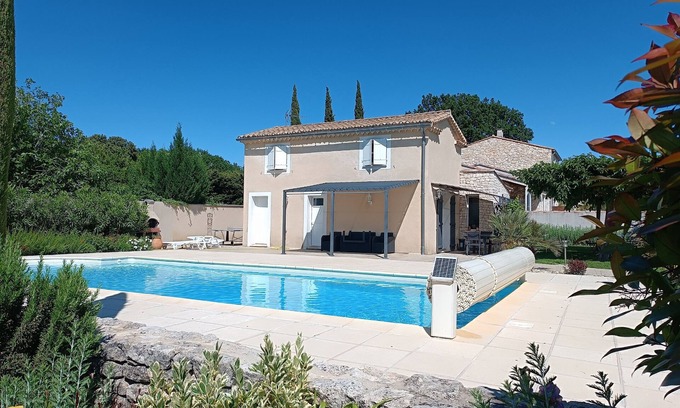 Colonzelle Cottage | Gîte with swimming pool in the Drôme Provençale (Pays de Grignan)