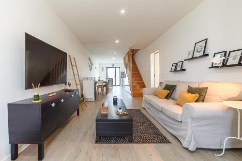 Ilhavo Villa | Gafa House - Family Accommodation and Workplace