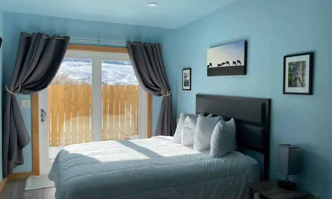 Gardiner Apartment | Gardiner View Studio