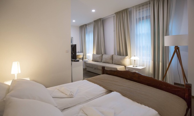 Perucac Hotel | Garni Hotel Vila Drina