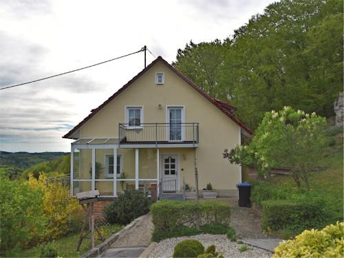 Goessweinstein Apartment | Gartenwohnung Gößweinstein
