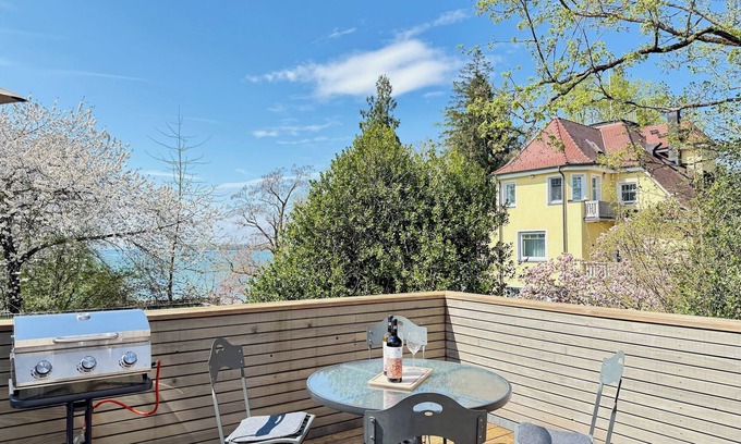 Nonnenhorn Apartment | Gärtnerhäusle vacation apartment - charming vacation apartment close to the lake