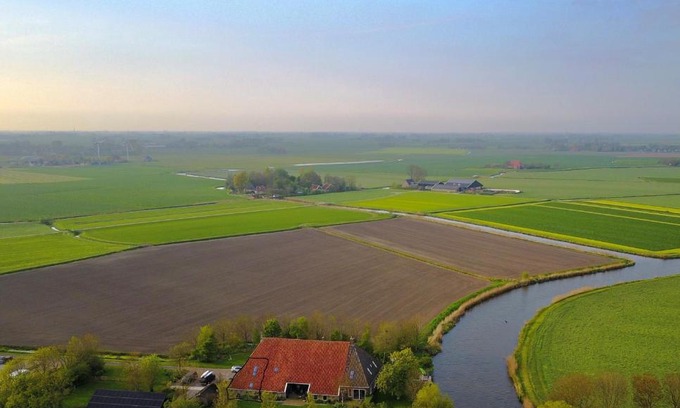Roodhuis Apartment | Gastenverblijf Bonga Stee