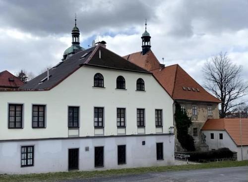 Sluknov Villa | GASTHAUS SCHLUCKENAU