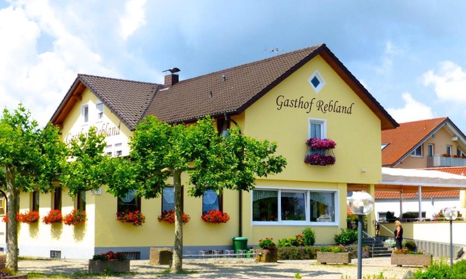 Eichstetten am Kaiserstuhl Hotel | Gasthof Rebland