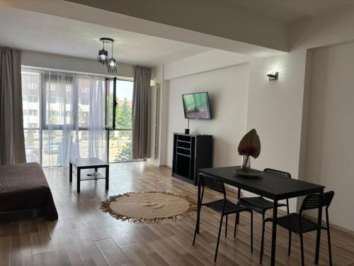 Otopeni Apartment | Gate 255 Airport Self Check-in 10 min from OTP AIRPORT
