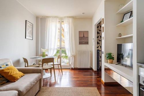 Monza Apartment | Gelsomino appartamento con posto auto nel centro di Monza
