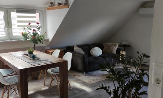 Burgthann Apartment | Gemütliche 5Pers Ferienwohnung "Am Steinbach" Nähe Nürnberg Ruhig und gute Anbindung