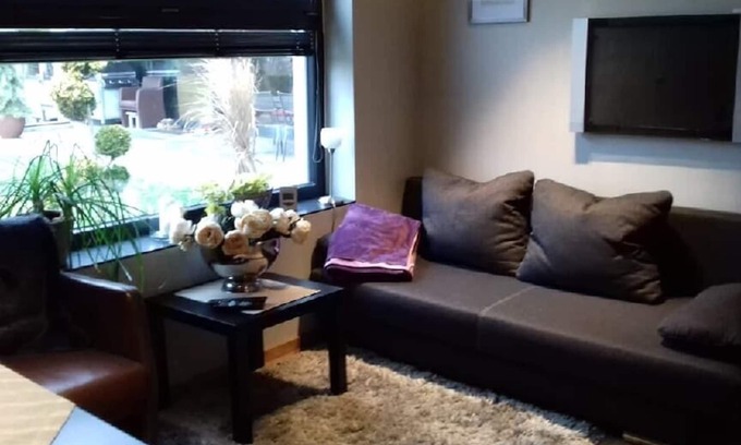 Tirschenreuth Apartment | Gemütliche Ferienwohnung mit eigener Sonnenterrasse