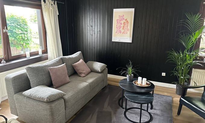 Metzkausen Apartment | Gemütliche Ferienwohnung mit Nähe zu Düsseldorf