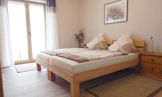 Kelheimwinzer Apartment | Gemütliche Ferienwohnung im 1. Stock mit Balkon