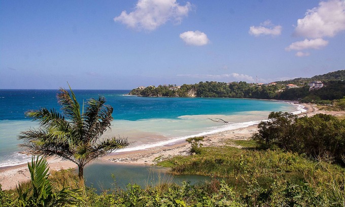 Epworth House | Genie by the Seaside fully furnished 3 bedroom house with ocean views