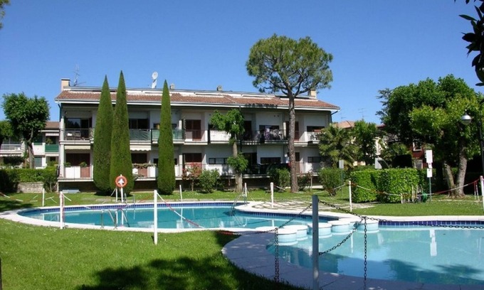 Colombare Apartment | GENZIANA APARTMENT - with balcony overlooking pool and garage