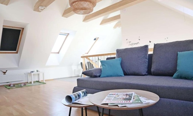 Tattendorf Apartment | geräumige Dachgeschoßwohnung