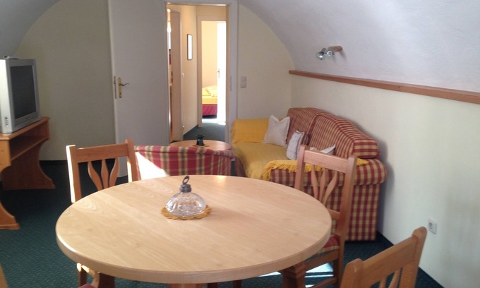 Strobl Apartment | Geräumige Ferienwohnung 80m2