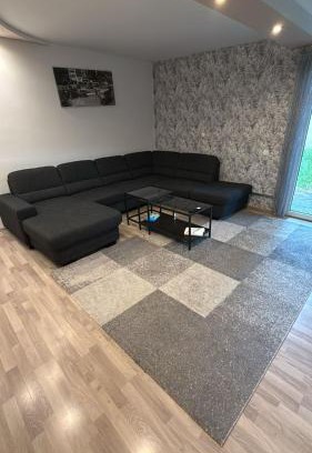 Mittelmeiderich Apartment | Geräumiges 2-Zimmer Apartment in Messenähe