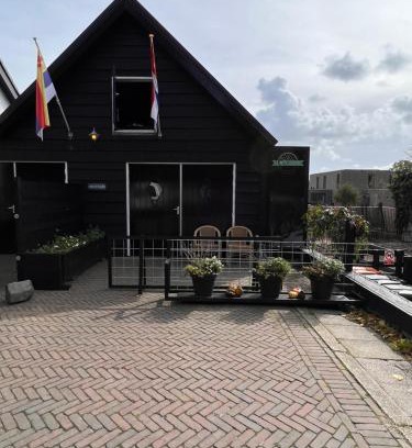 Burgh-Haamstede Apartment | gezellig gastenverblijf in het centrum