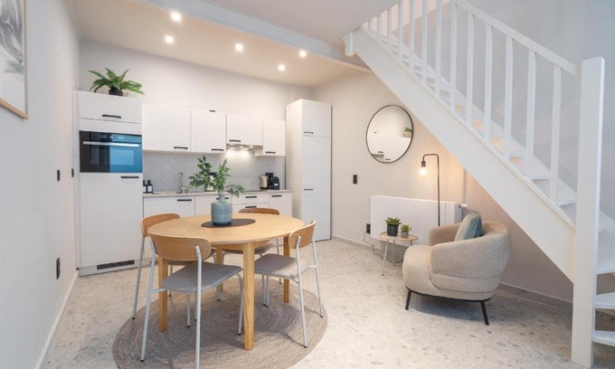 Heilig Kerst Apartment | Gezellig, knusse en gerenoveerde rijwoning 4p